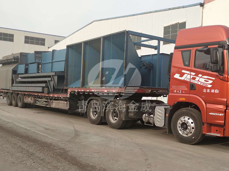 常州三鑫重工機(jī)械有限公司Q7680臺車式拋丸機(jī)